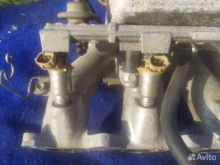 Коллектор впускной Toyota Corolla Sprinter сборе