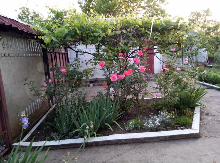 Дом 97,2 м² на участке 8 сот.