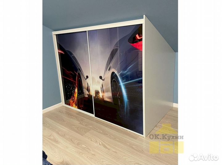 Шкаф купе с зеркалом