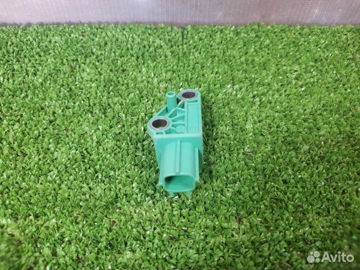 Датчик удара Audi A6 C6 Quattro седан 3.2 2007