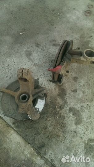 Поворотный кулак VW Polo поло седан