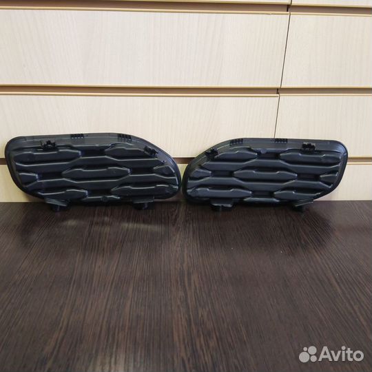 Dodge RAM 2019- решетки заглушки переднего бампера