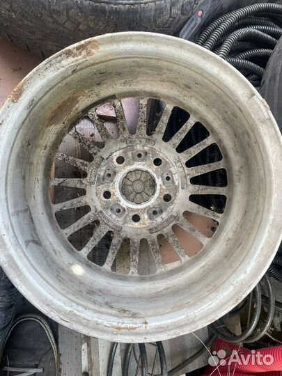 R16 Pirelli Ice Zero 205/60, PCD 5x120 DIA 72.6