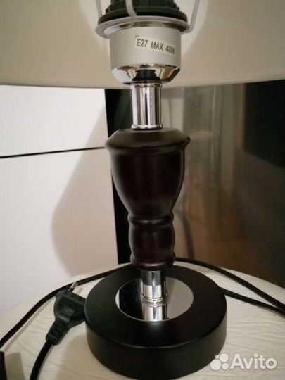 Лампа настольная