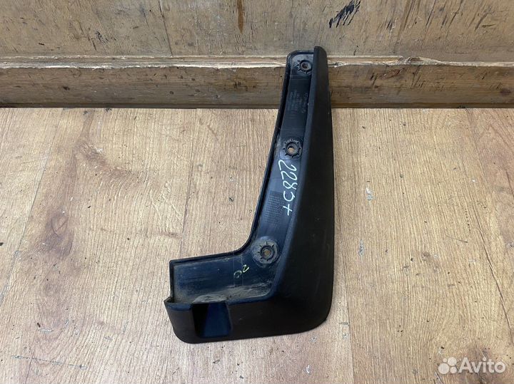 Брызговик задний правый Kia Sportage 2016+