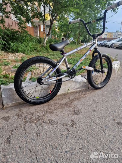 Трюковой велосипед bmx