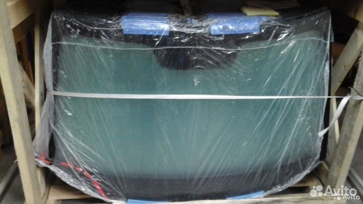 Лобовое стекло Suzuki Liana