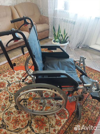 Инвалидная коляска новая