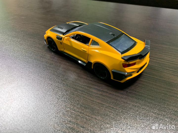 Модель автомобиля Chevrolet Camaro ZL1