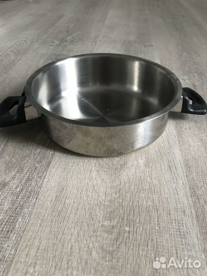 Сотейник новый Amway