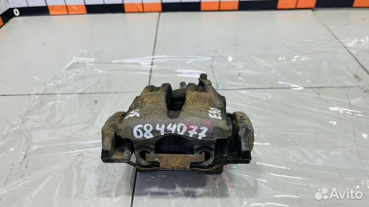 Суппорт задний левый