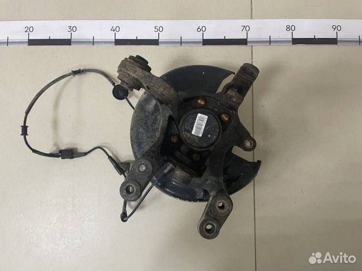 Кулак поворотный задний левый Hyundai i30 GD 2012