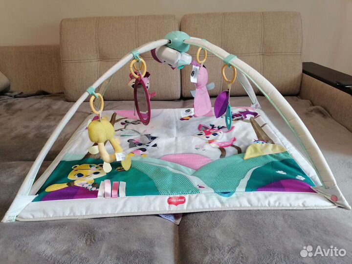 Развивающий коврик tiny love принцесса