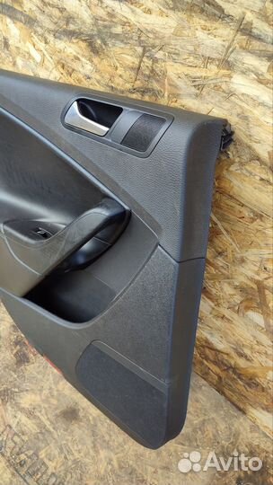 Задняя левая дверная карта Vw Passat b6 седан