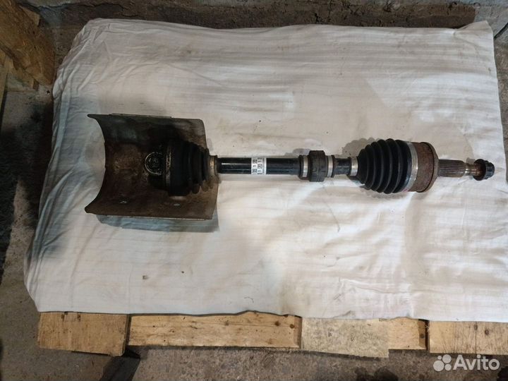 Привод передний левый Toyota RAV4 40