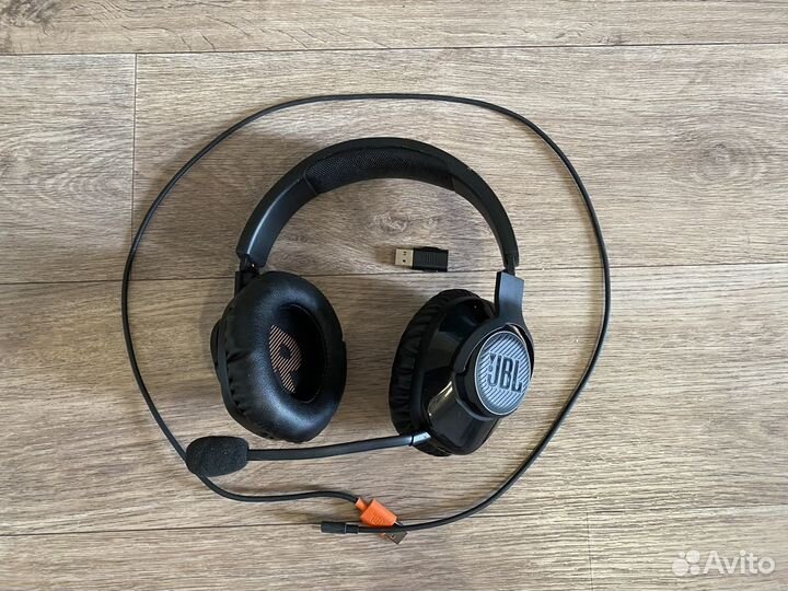 Беспроводные наушники JBL Quantum 350 wireless