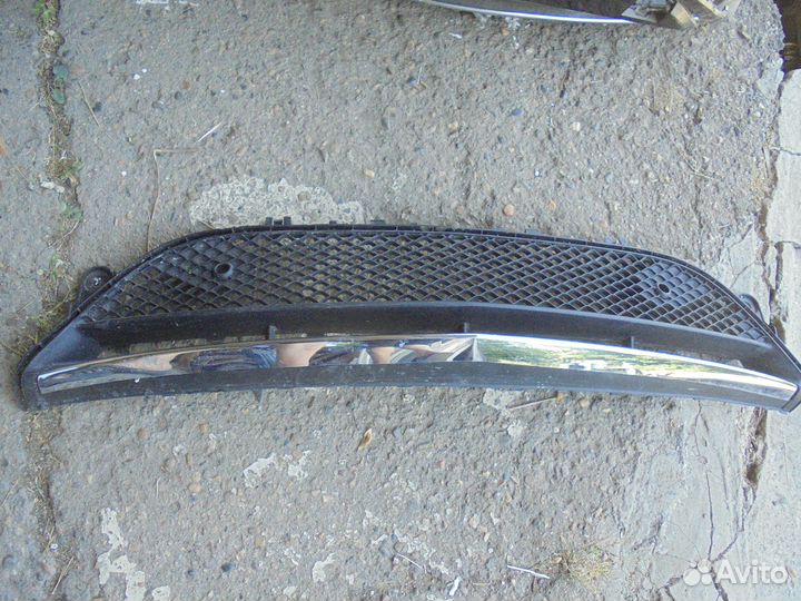 Решетка переднего бампера Mercedes E class W213