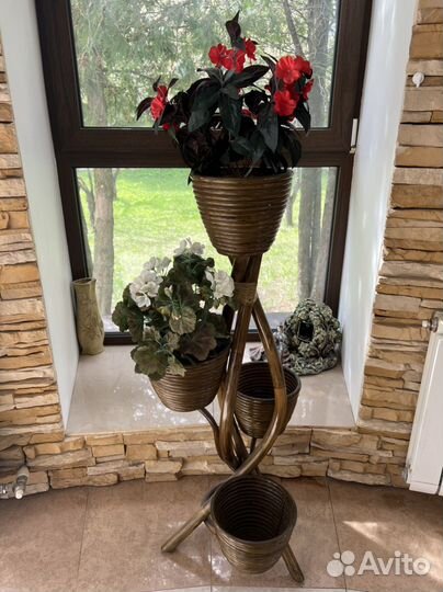 Стойка для цветов натур ротанг