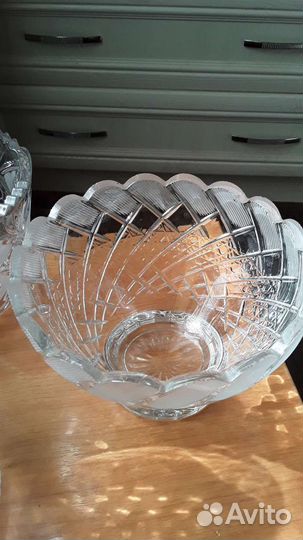 Хрустальная ваза