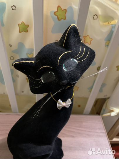 Копилка-статуэтка