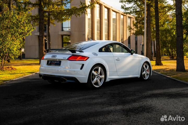 Аренда авто Audi TT Coupe