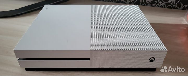Xbox One s