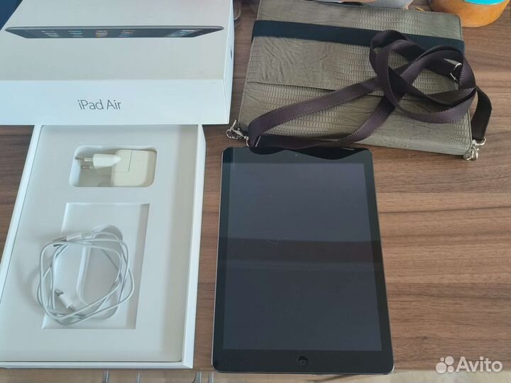 iPad air 32 Гб wifi sim