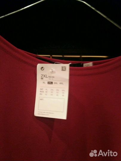 Новое нарядное платье