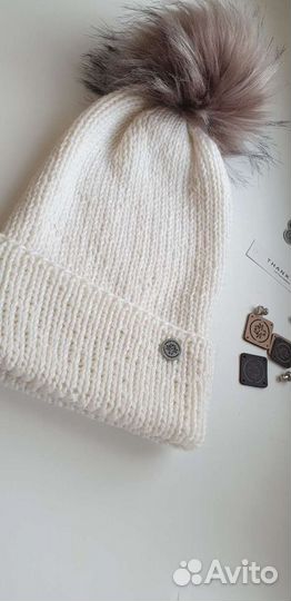 Шапка женская вязаная