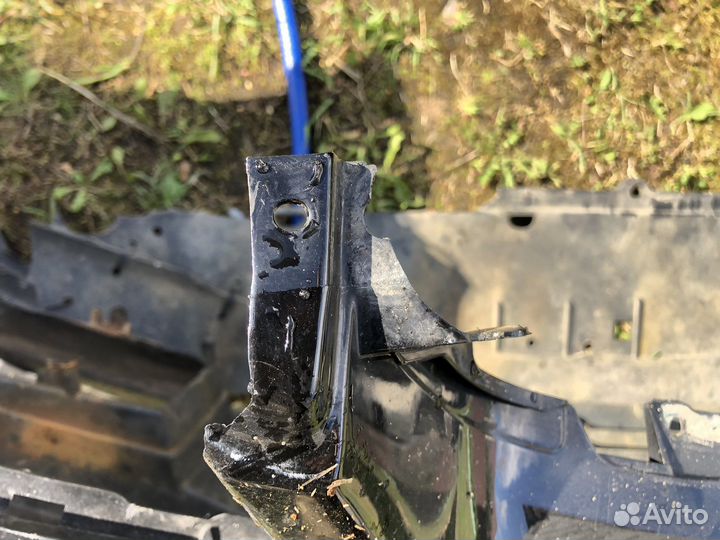 Бампер передний на honda civic 4d