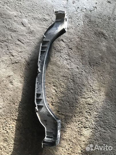 Усилитель заднего бампера Hyundai Santa Fe