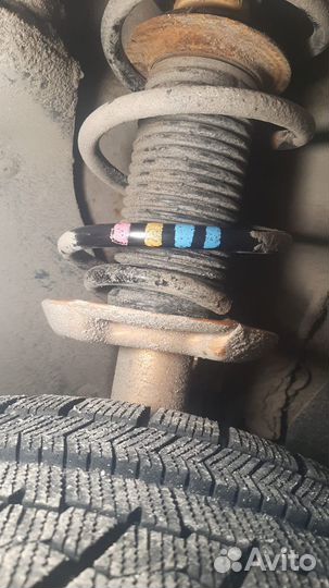 Продам пружину передней подвески VW Джетта 6