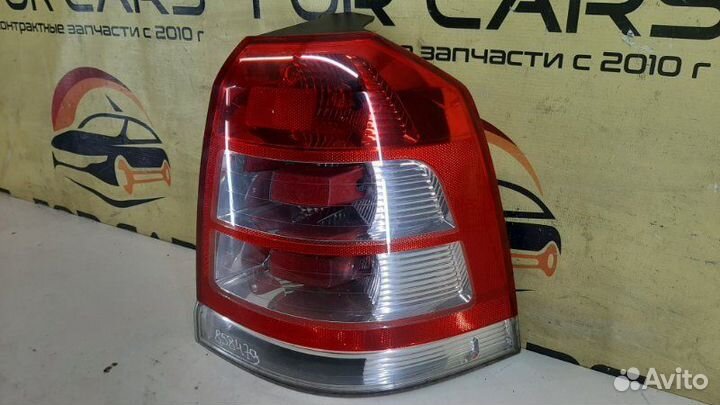 Фонарь задний правый Opel Zafira B 2008-2014