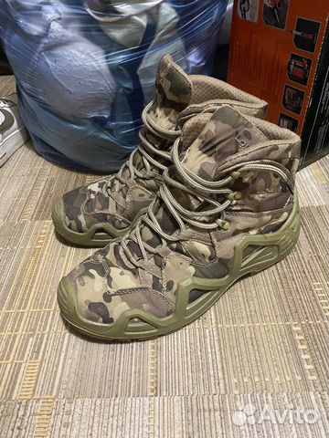 Тактические кроссовки lowa