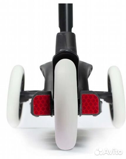 Самокат трёхколесный с мигалкой Дерзкий