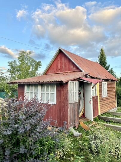 Дача 16 м² на участке 8,5 сот.