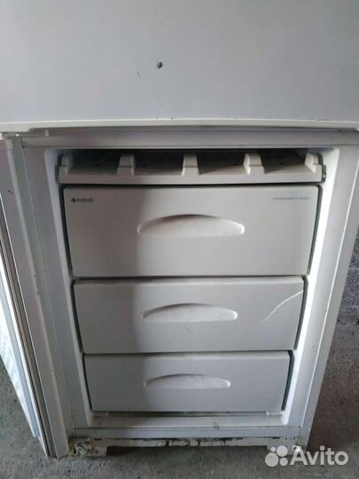 Холодильник на запчасти