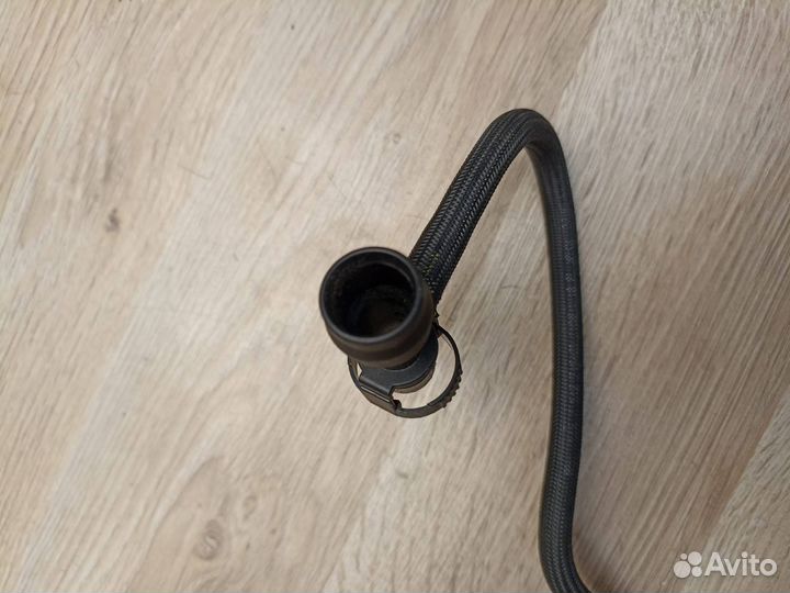 Трубка сапуна BMW X3 G01 2018 11157642546