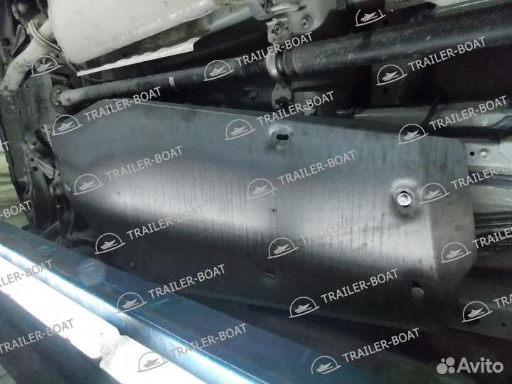 Защита топливного бака Toyota Rav-4 IV 2012-2019 13810