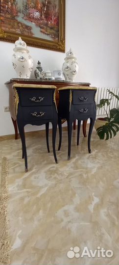 Старинные тумбочки