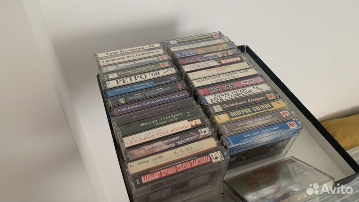 Аудиокассеты 90 х с песнями российской эстрады