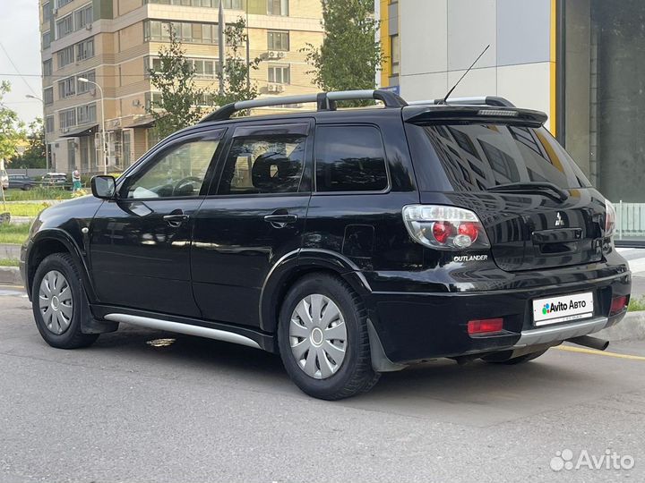 Mitsubishi Outlander 2.4 AT, 2006, 111 347 км