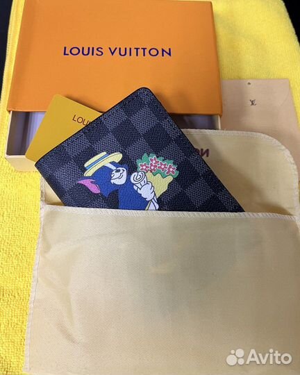 Обложка на паспорт louis vuitton кожанная