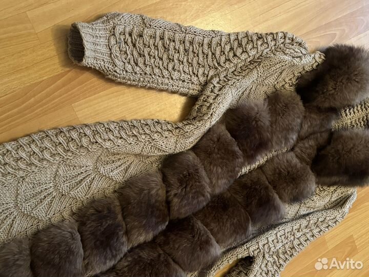 Кардиган женский длинный вязанный с мехом