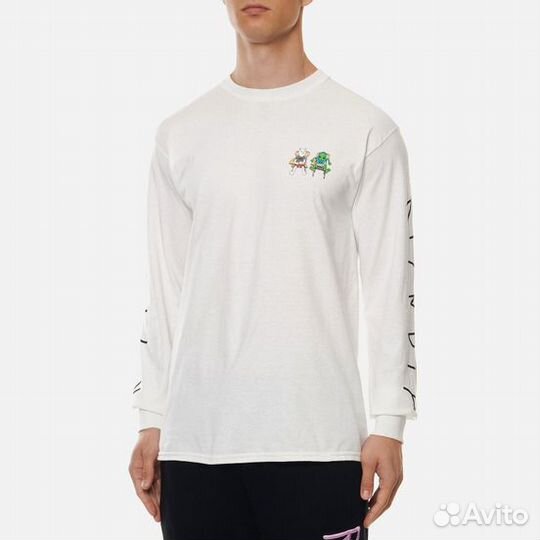 Лонгслив Ripndip butts UP