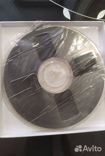 Катушка с пленкой