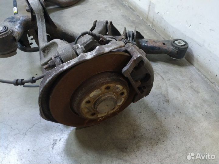 Балка Audi A5 лифтбек 2.0 дизель 2010