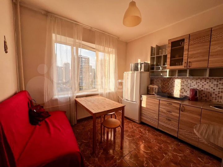 1-к. квартира, 32 м², 7/17 эт.