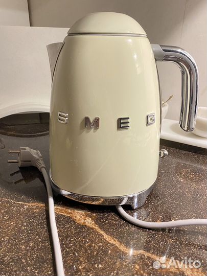 Чайник электрический smeg
