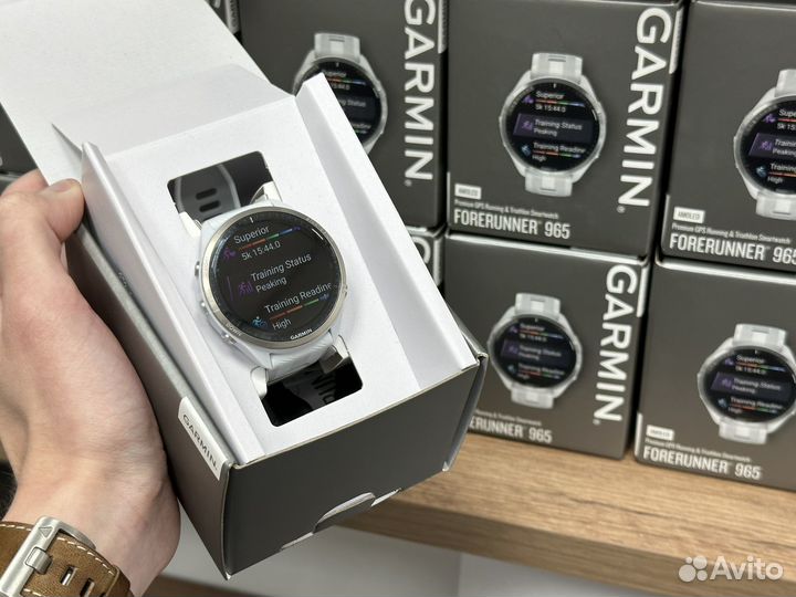 Garmin Forerunner 965 Amoled White